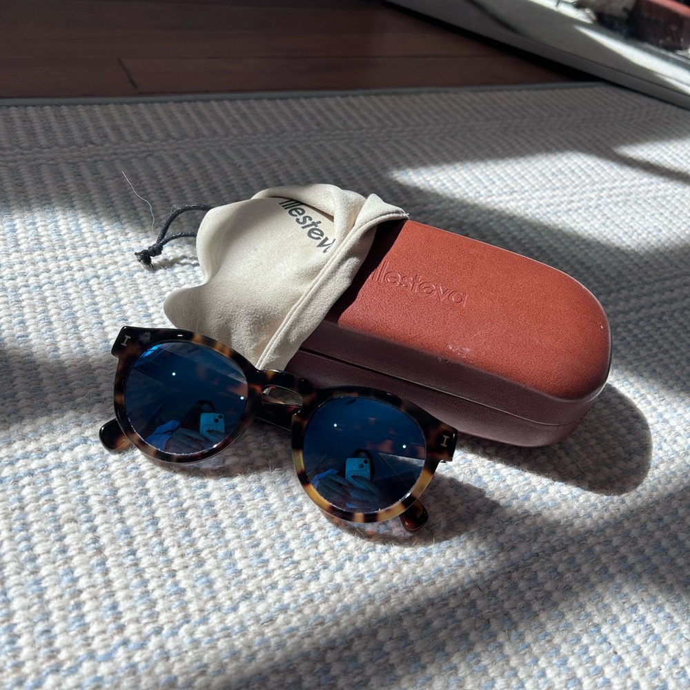 Illesteva Leonard Sunglasses